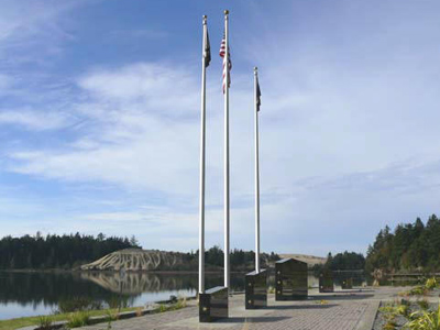 David D. Dewett Veterans Memorial Wayside in North Bend, Oregon